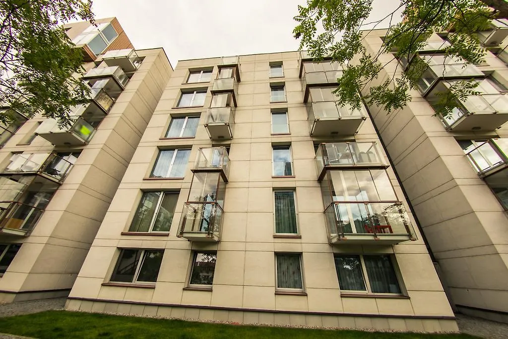 Apartment Korunni Dvur, 2 Free Parkings Prague Czech Republic